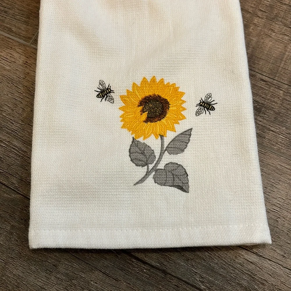 Homemade‎ Crochet Decorative Towel Sunflower and honeybees